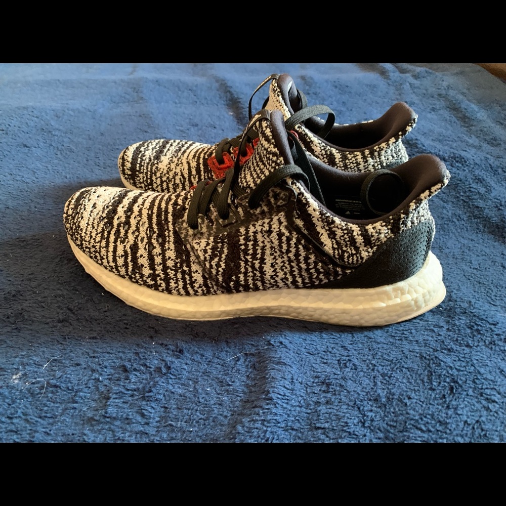 ADIDAS ULTRA BOOST MISSONI (M) 5.5 SZ (W) 7